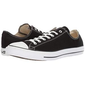 Converse Chuck Taylor All Star Low Top in Black